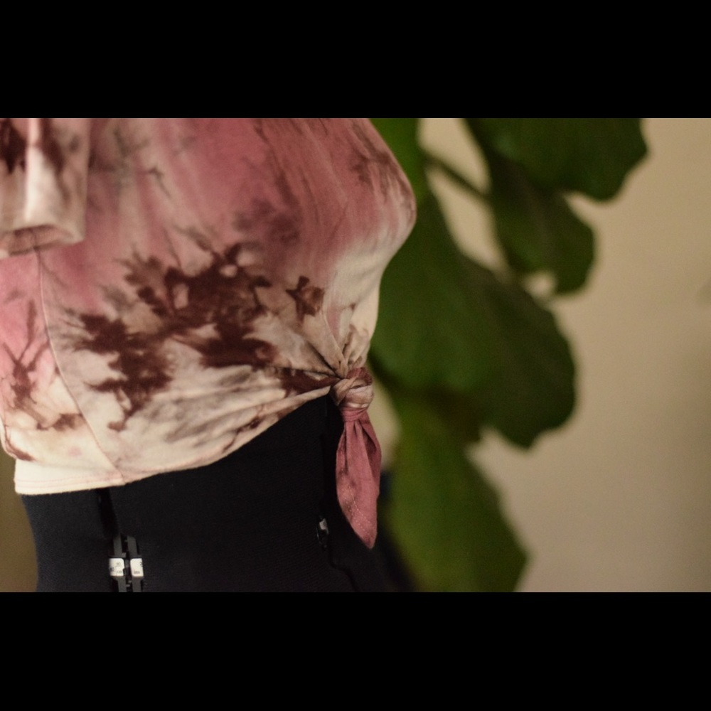 Crop top - Picture 2 of 6
